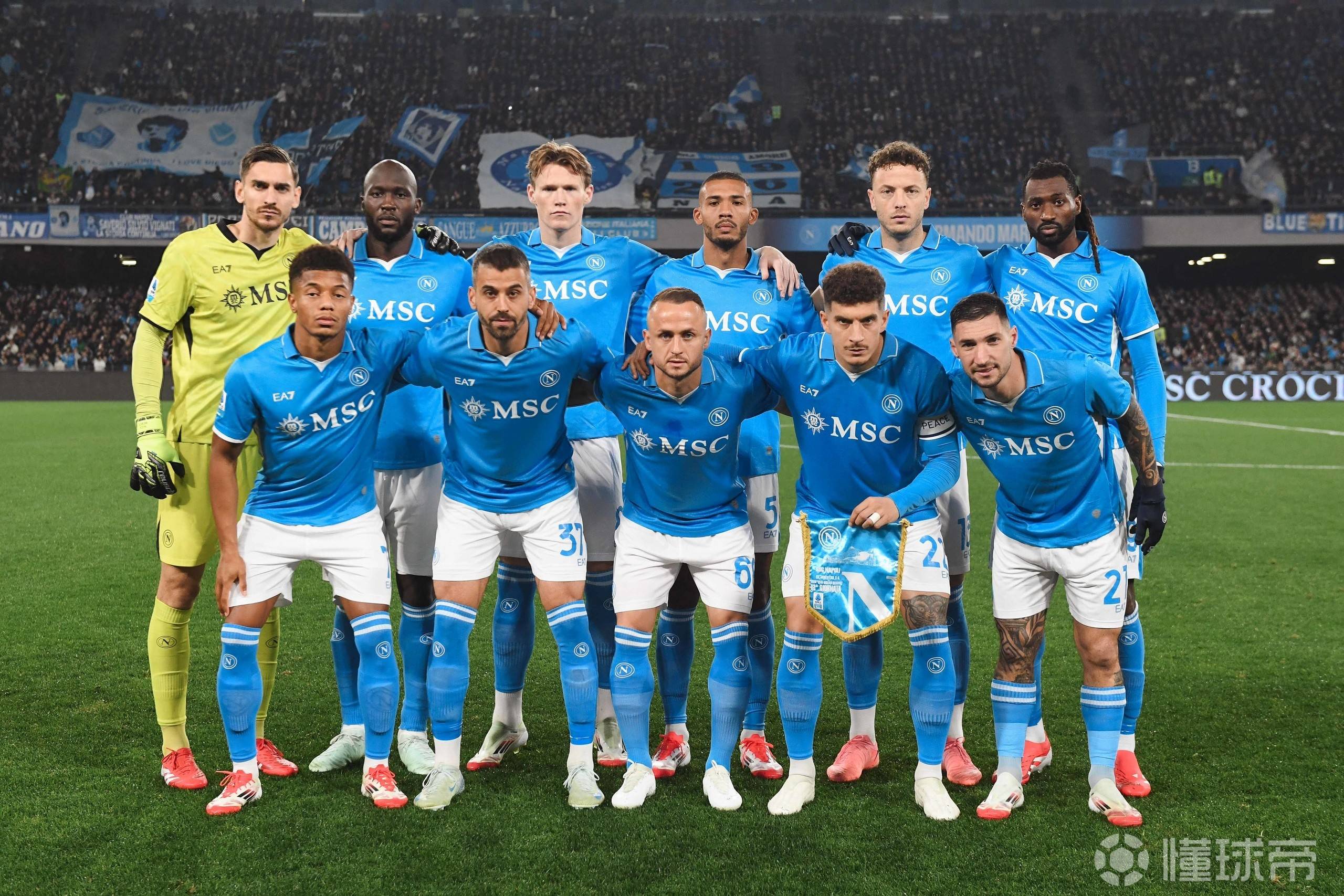 包含转会期国际米兰战术微调：意甲节点到来，质疑声仍在，阵容厚度经受考验的词条